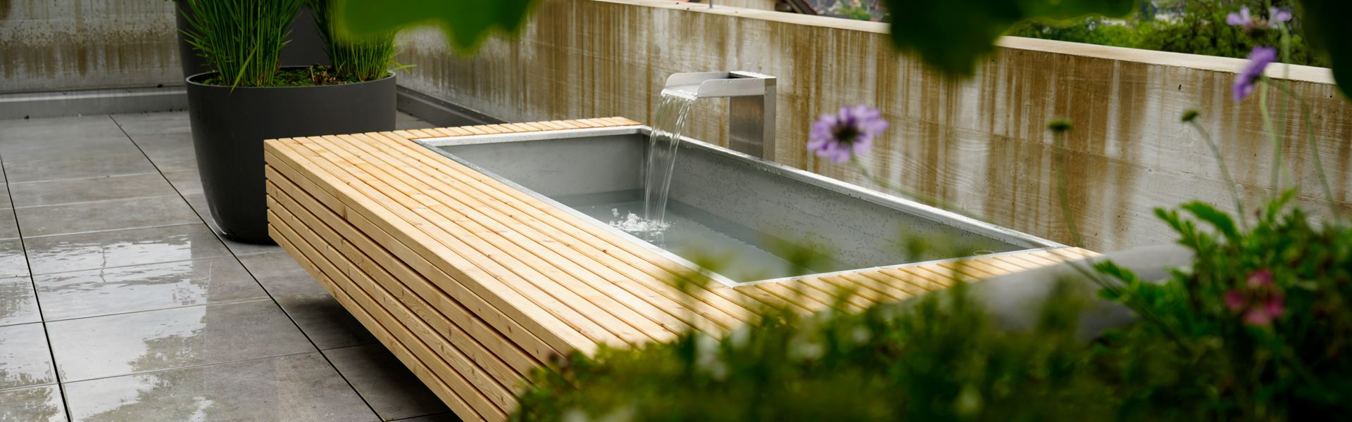 Holzbrunnen