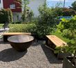 Bild von Holzlager mit Sitzauflage